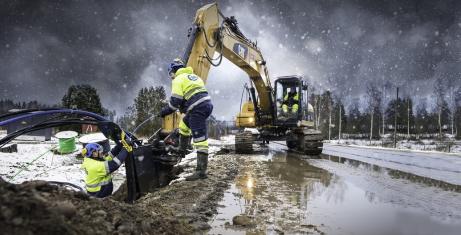Allianz, Macquarie Infrastructure and Real Assets and Valtion Eläkerahasto to acquire Elenia
